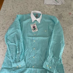 Men’s dress shirt M